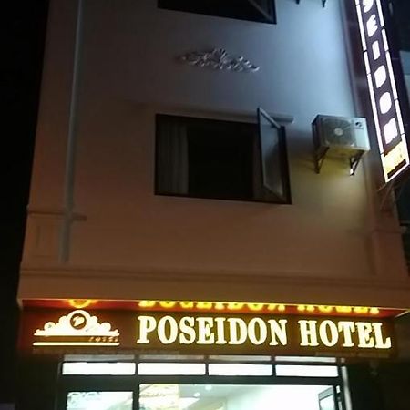 Poseidon Hotel ها لونغ المظهر الخارجي الصورة